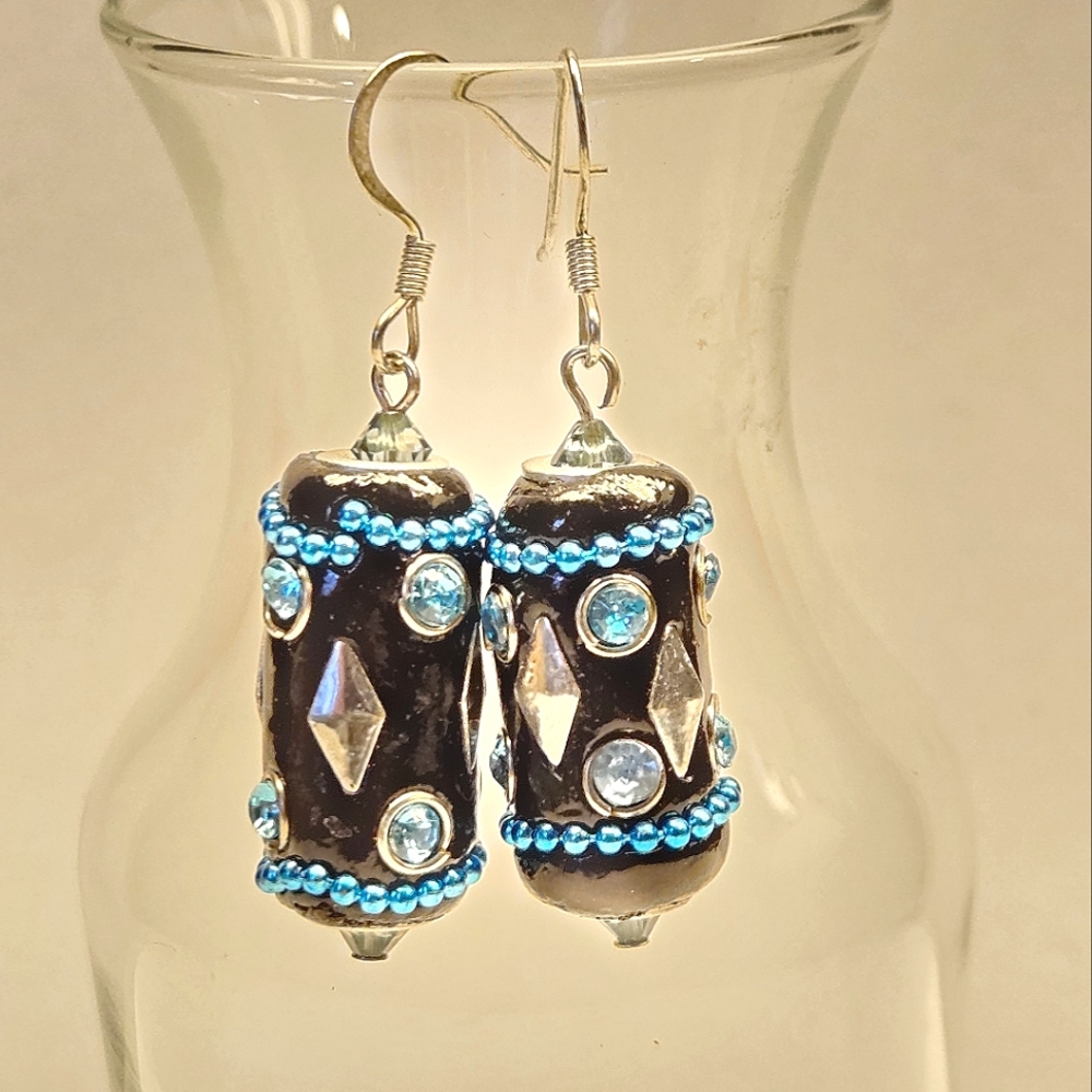 FREE with Bundle Purchase Blue and Black Beaded Earrings - Picture 3 of 4